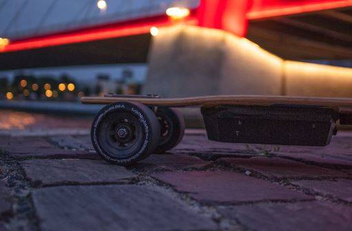 are electric skateboards safe